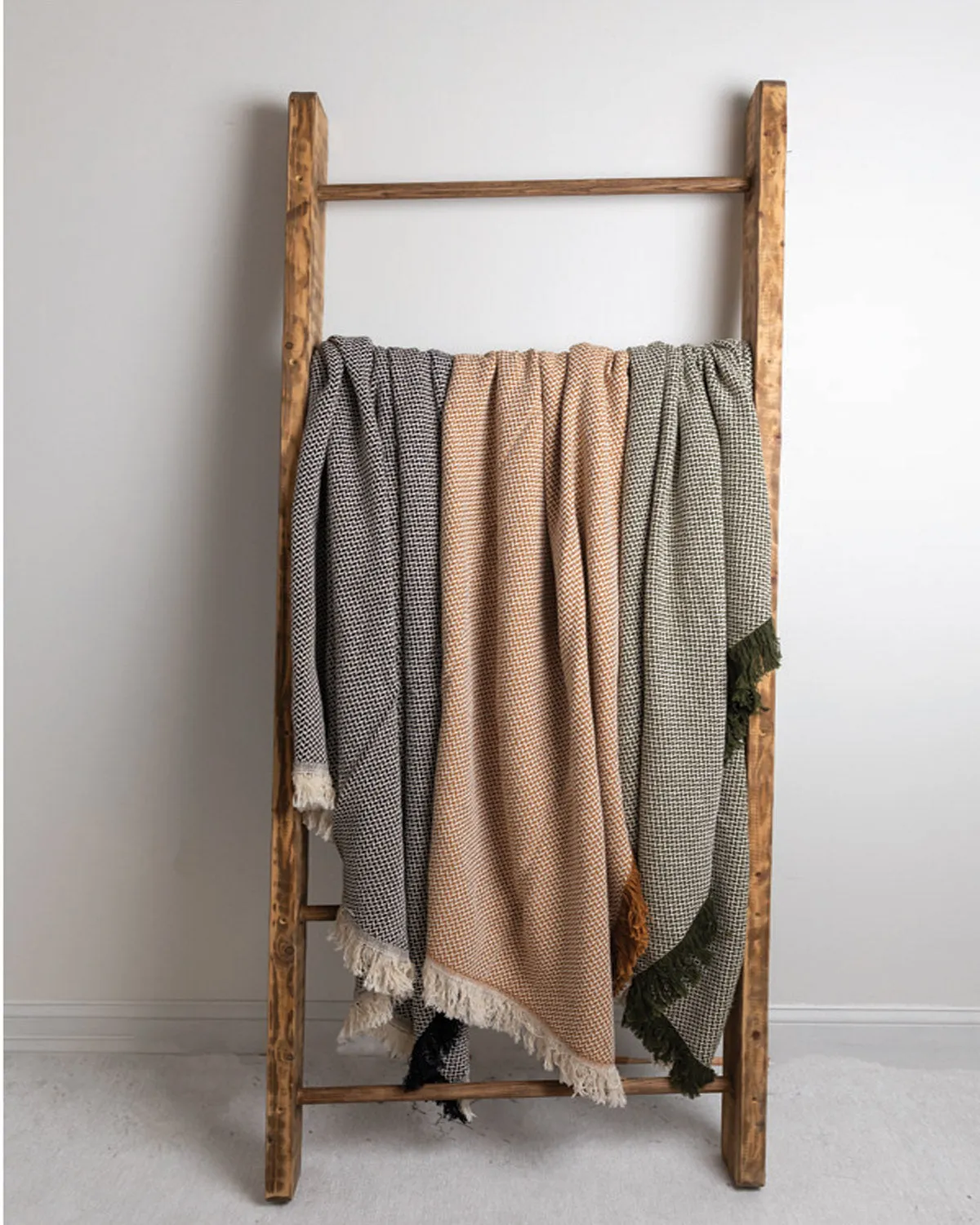 Dashing Texture Bronze Woven Cotton Throw Blanket