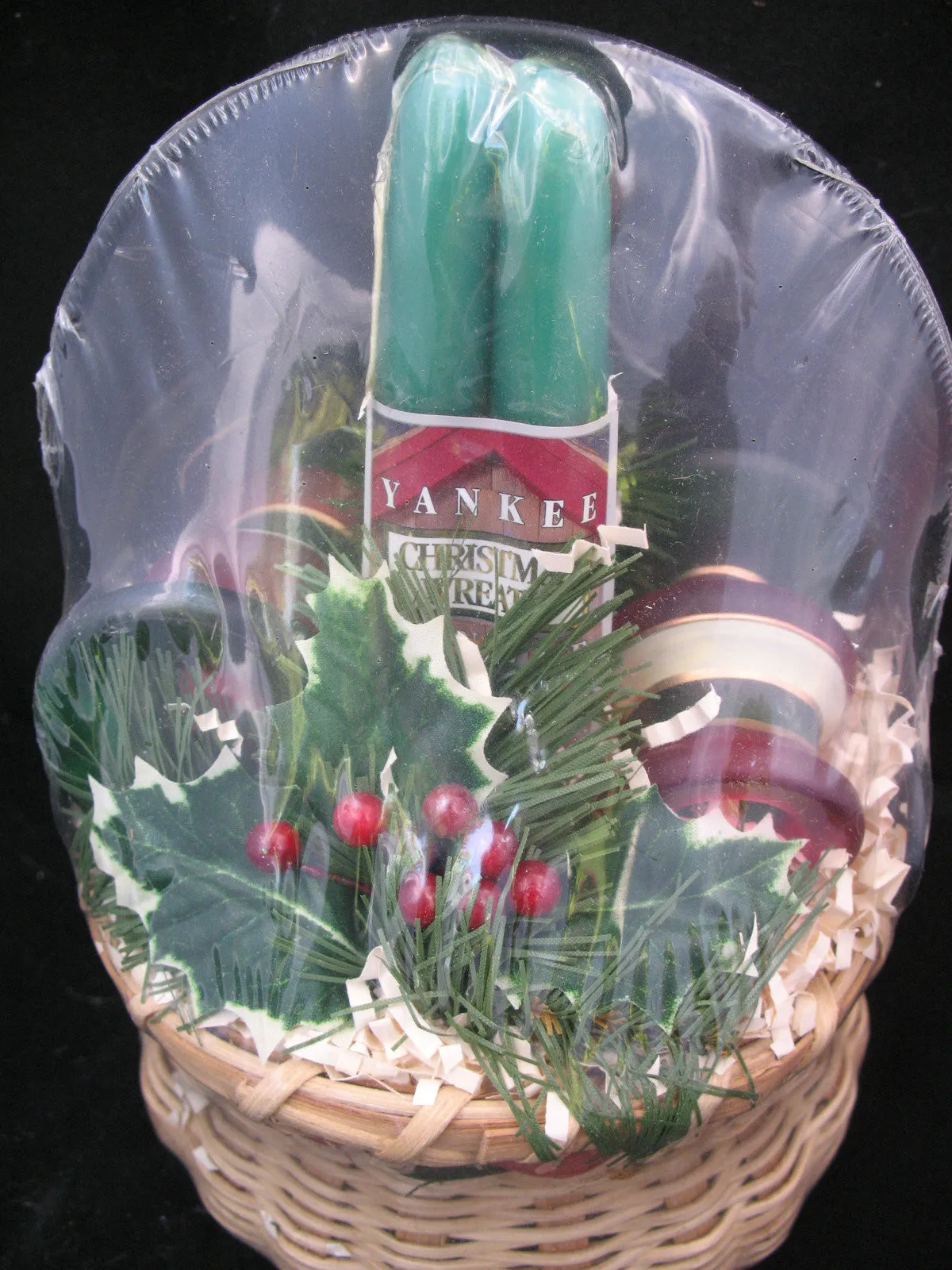 NEW 7pcs SET GREEN TAPER CANDLE CANDLES Glass Stripe Holders WICKER BASKET GIFT