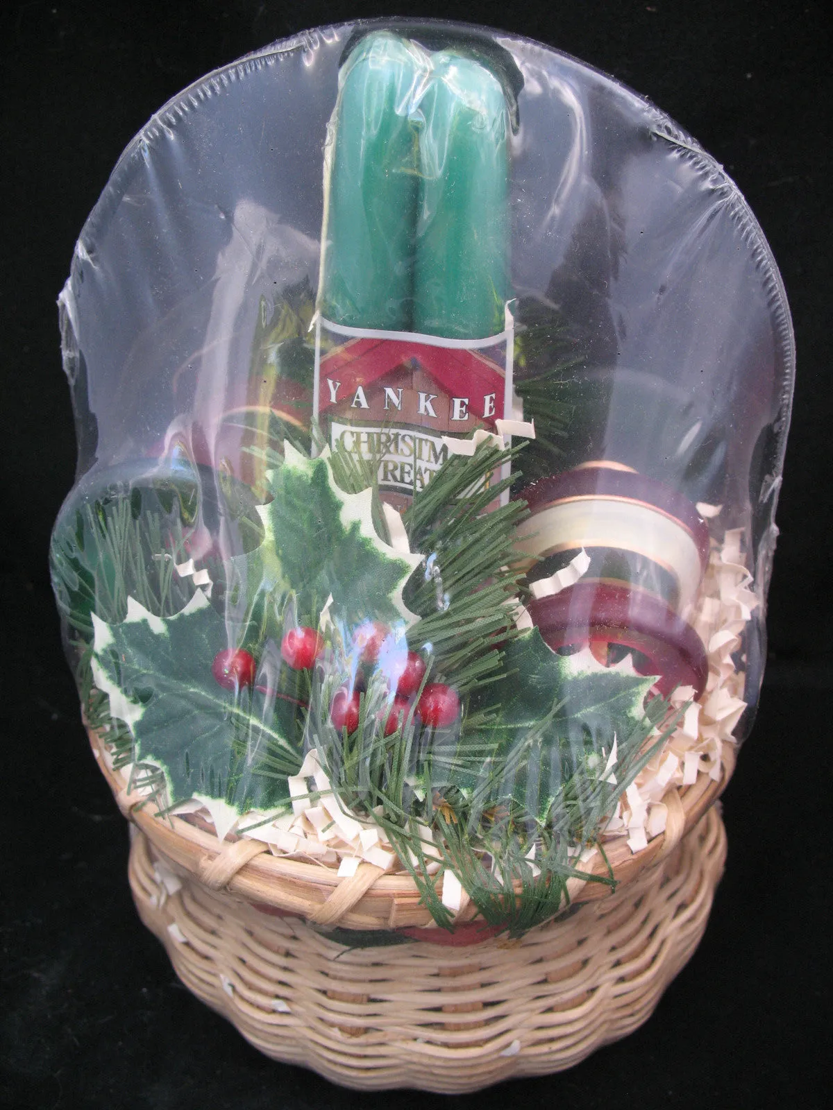 NEW 7pcs SET GREEN TAPER CANDLE CANDLES Glass Stripe Holders WICKER BASKET GIFT
